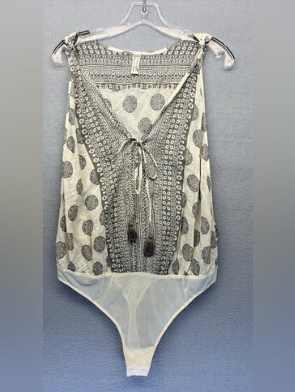 Free People Intimately Cream/Gray Abstract Sleeveless Lightweight Bodysuit Sz S